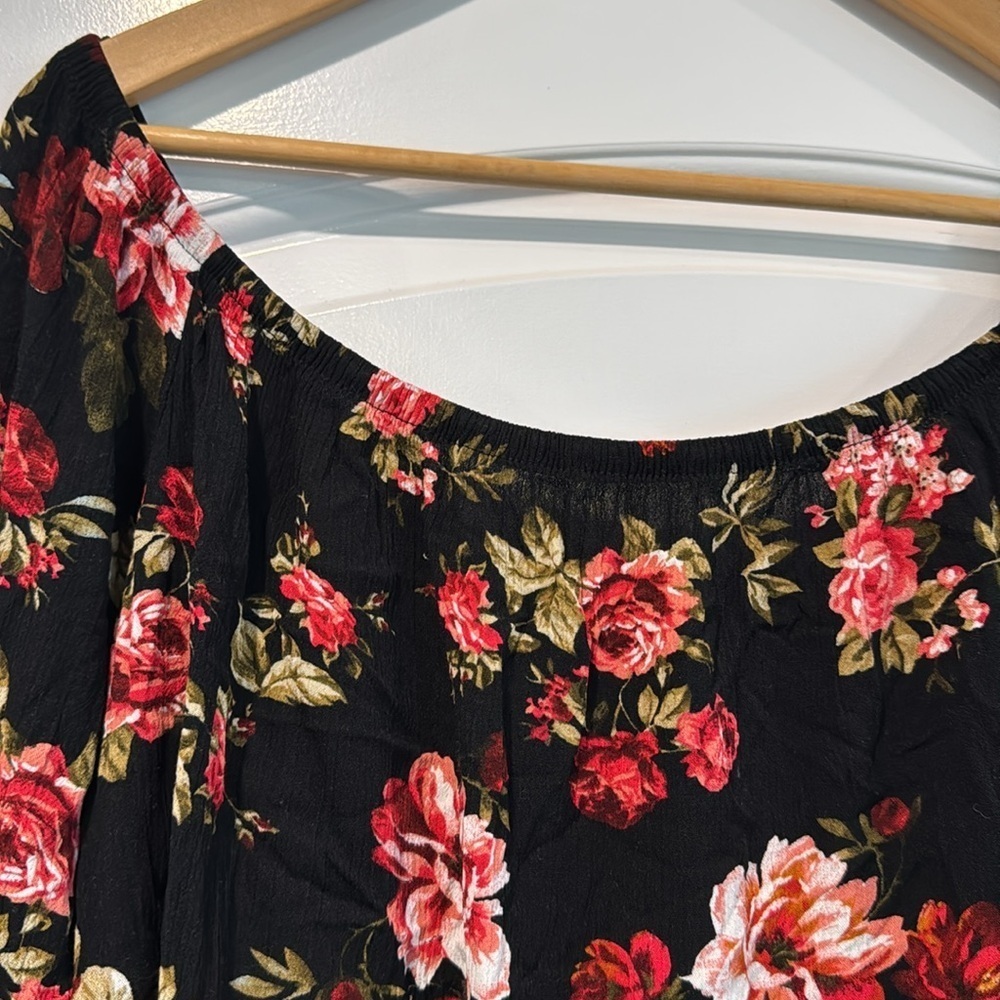 🔵 Ambiance Floral Off-Shoulder Black Top Size XL - Picture 3 of 5